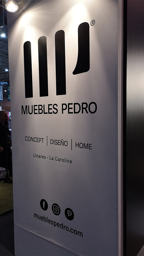 Muebles Pedro Stand Rehabitat 2019