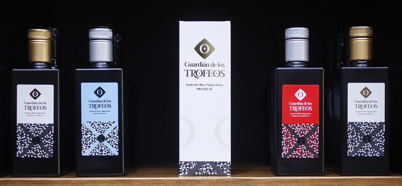 Diseño de Botellas para Aceite de Oliva